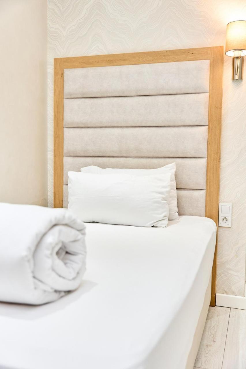Edem Hotel Turkistan Стая снимка